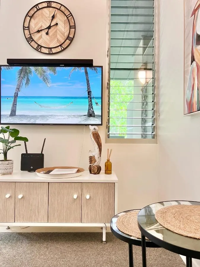 Tranquil Treetop Retreat Minutes From The Beach 7405 Apartment Noosa Heads